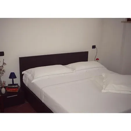 Gori 11 アパート サルツァーナ